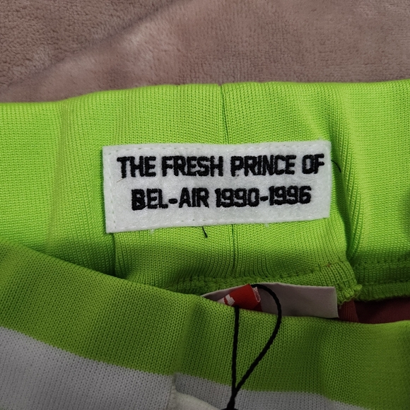 Headgear Fresh Prince Basketball shorts Pink &  Green Mens Size M 100% Poly NWT - Picture 3 of 6